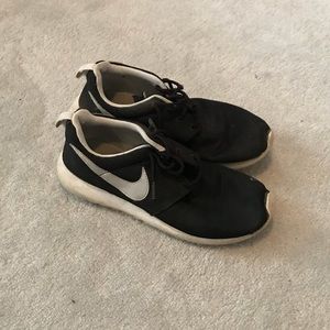 Nike Roshes